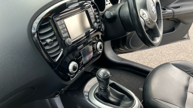 Nissan Juke 1.5 dCi Tekna 5dr Diesel Hatchback